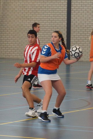Korfbal C2  29 november-035.JPG